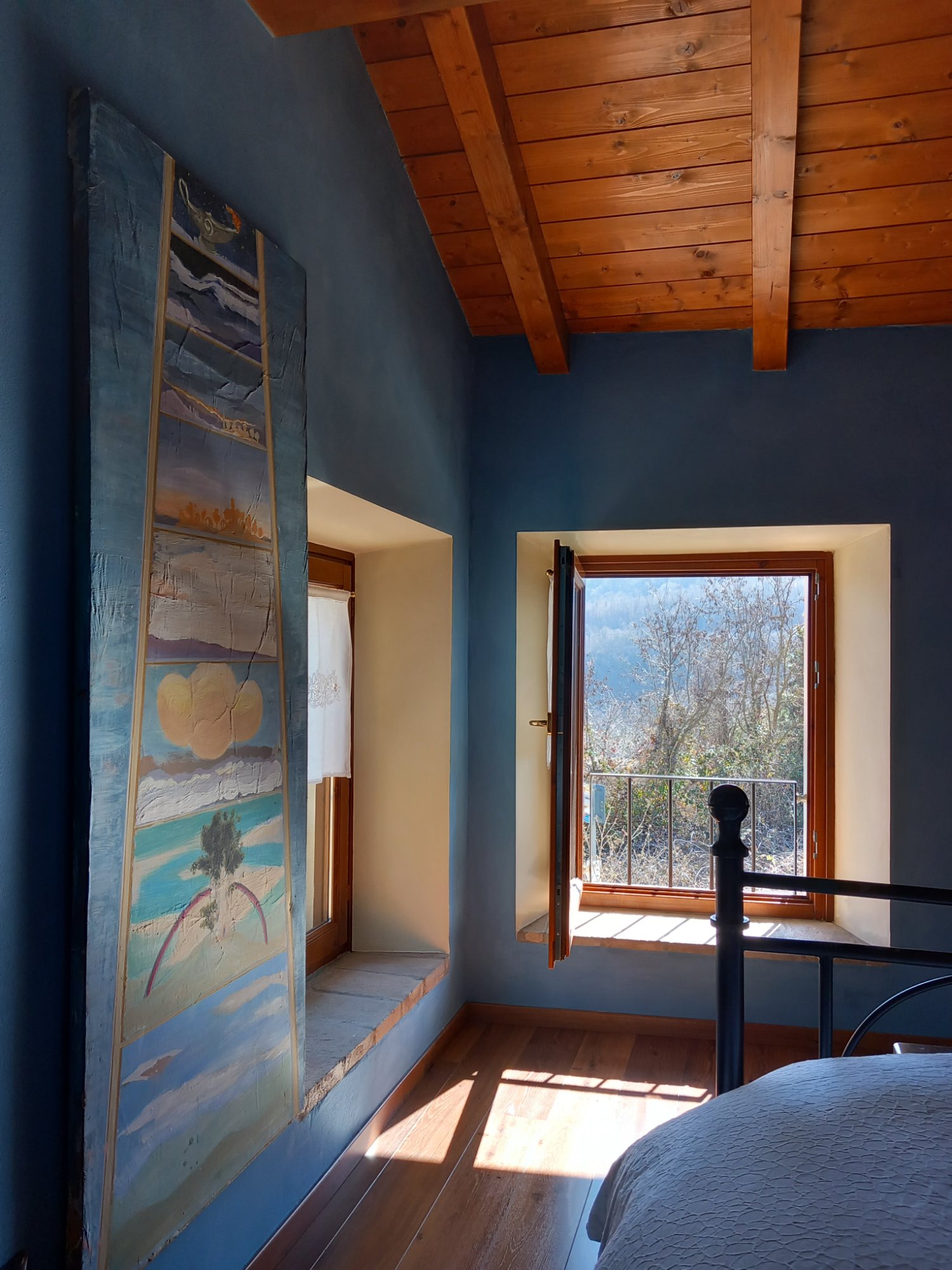 Camera Fiordaliso vista colline